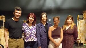 5-o-mpempis-oloi-mazi-1