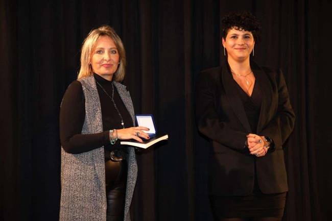 9a84f44f-3a3d-43c9-9df6-96595d32550e (1)